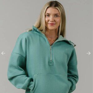 Zyia Soft Green Evoke Hoodie Size Large